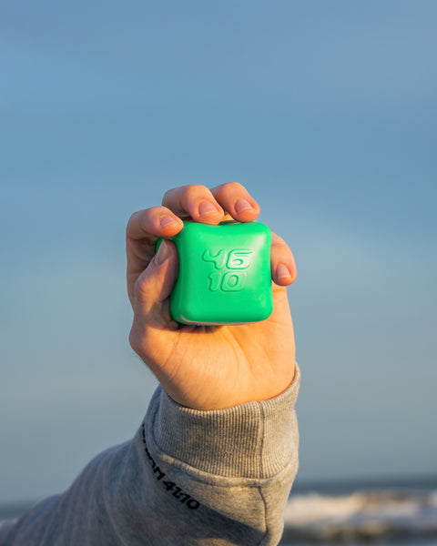 Green | 4610 logo up close