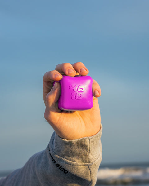 Pink | 4610 logo up close