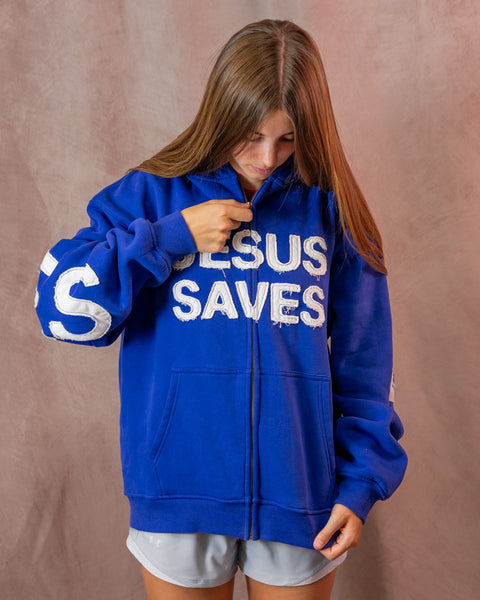 Royal Blue | Elly is 5'5" wearing M
